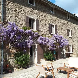 un-jardin-secret.hotels-rhonealpes.com/
